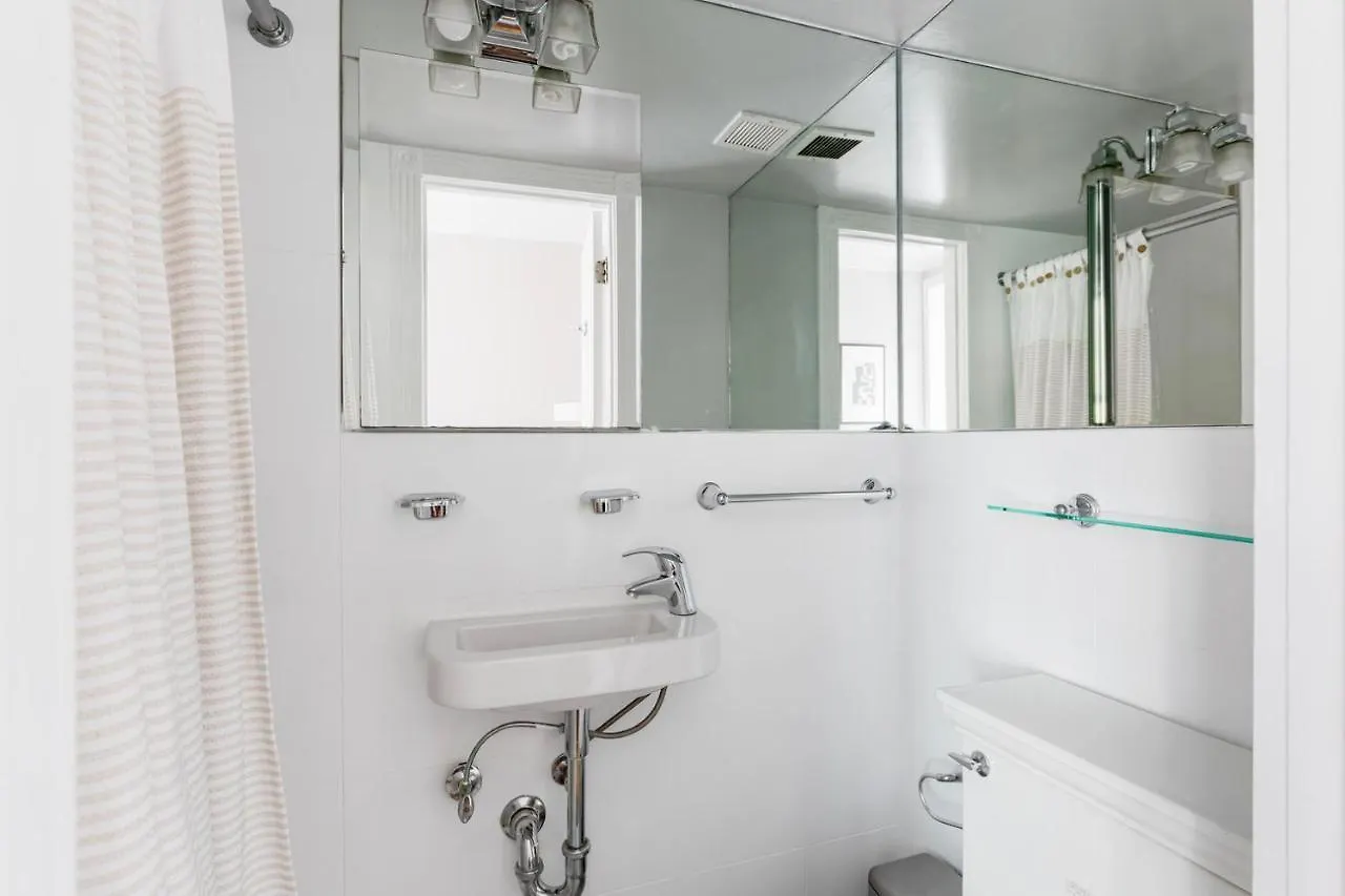 East Village 2Br W Wd Nr Groceries Shops Nyc-1235 New York Apartment