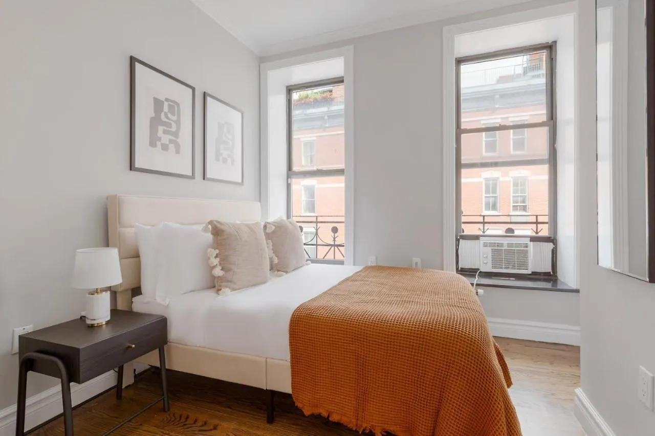 East Village 2Br W Wd Nr Groceries Shops Nyc-1235 New York