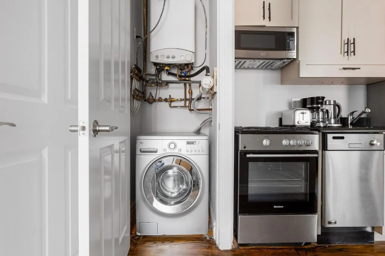 East Village 2Br W Wd Nr Groceries Shops Nyc-1235 New York Apartment