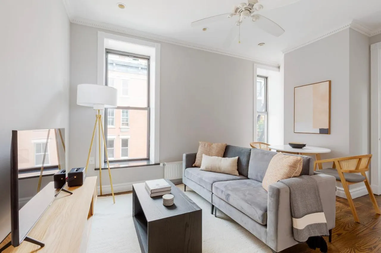 East Village 2Br W Wd Nr Groceries Shops Nyc-1235 New York
