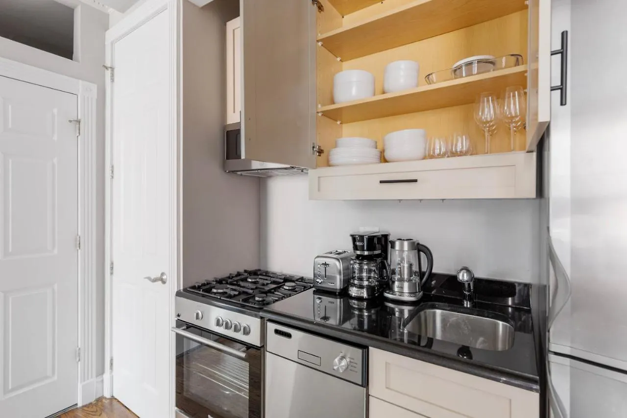 East Village 2Br W Wd Nr Groceries Shops Nyc-1235 New York 0*,