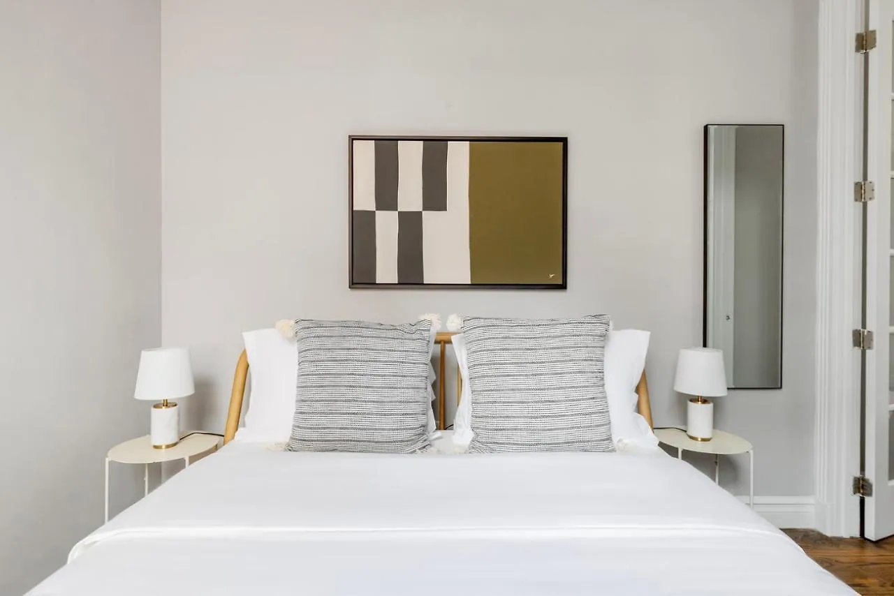 East Village 2Br W Wd Nr Groceries Shops Nyc-1235 New York